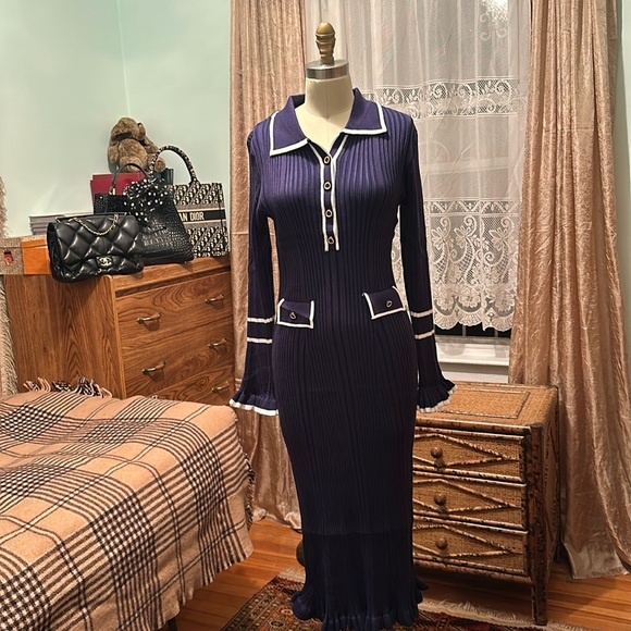 🌺SOLD🌺 NWT PINK QUEEN NAVY DRESS SUZE L - Picture 3 of 8